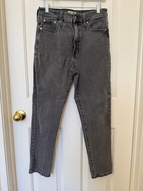 Madewell Straight Leg Jeans in Washed Black